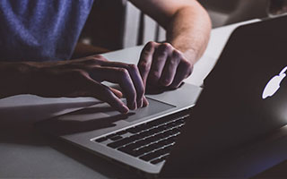 半岛体育：在海风里练就更好的自己