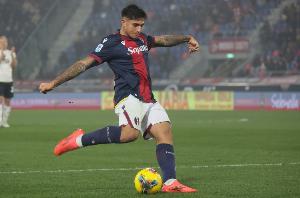 罗马诺：尽管新月有正式接触，但博洛尼亚从未想过放卡斯特罗