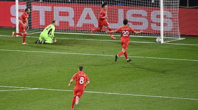 篮球直播-刚攒回的信心又输掉了，勒夫拿世预赛“试错”值得吗